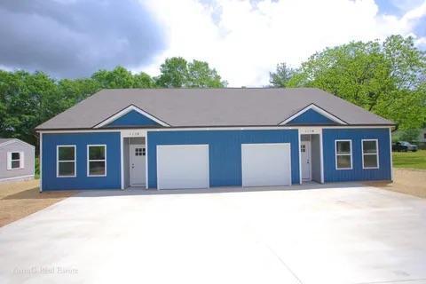 429 Monks Grove Church Rd in Spartanburg, SC - Building Photo
