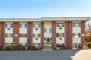 74 Beach St in Woburn, MA - Building Photo