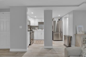 15 Auburn St, Unit R in Boston, MA - Foto de edificio - Building Photo