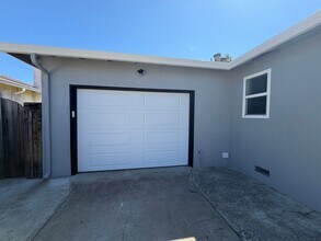 4150 Crestwood St in Fremont, CA - Building Photo - Building Photo