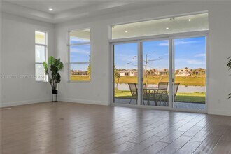 5243 Rivo Alto Cir in Westlake, FL - Building Photo - Building Photo