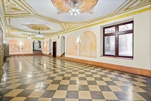 100 Arden St, Unit 2b