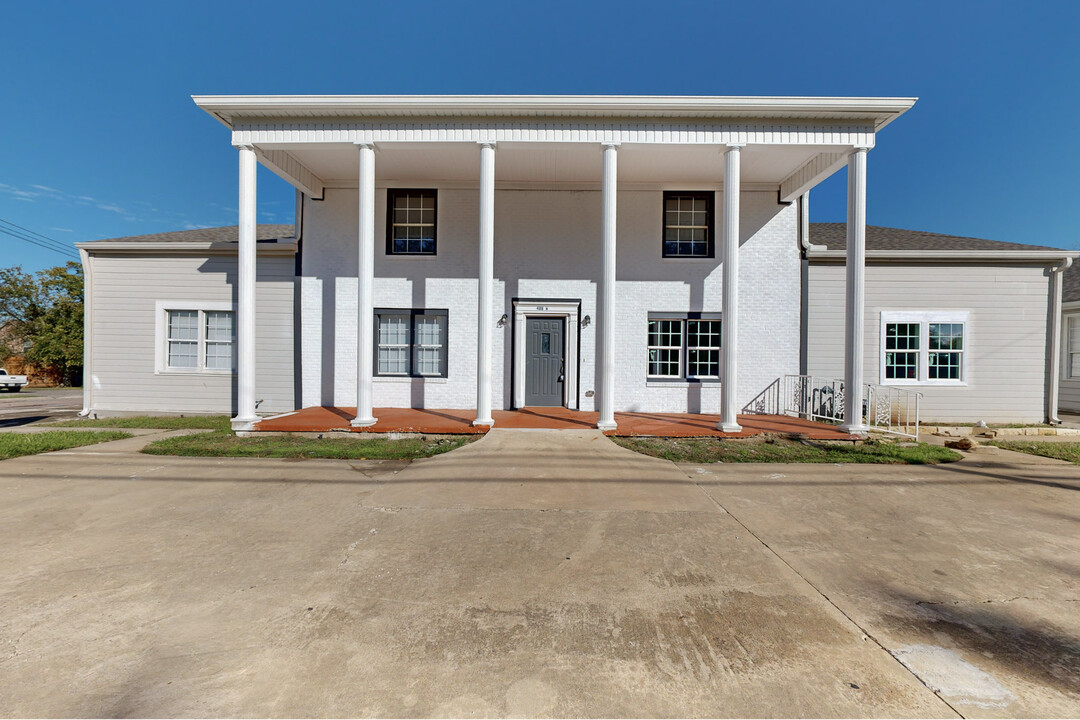 409 W Main St, Unit A in Whitesboro, TX - Foto de edificio