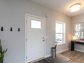 15651 Fairfield Dr in Apple Valley, MN - Building Photo - Building Photo