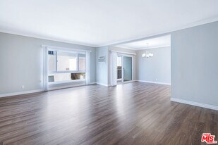 1253 Berkeley St in Santa Monica, CA - Building Photo