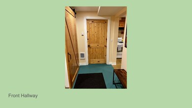 15315 Twin Fir Rd, Unit LO Garden Apartment in Lake Oswego, OR - Building Photo - Building Photo