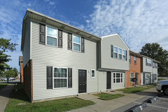 Huntley Ridge Townhomes in Clarksville, IN - Foto de edificio - Building Photo