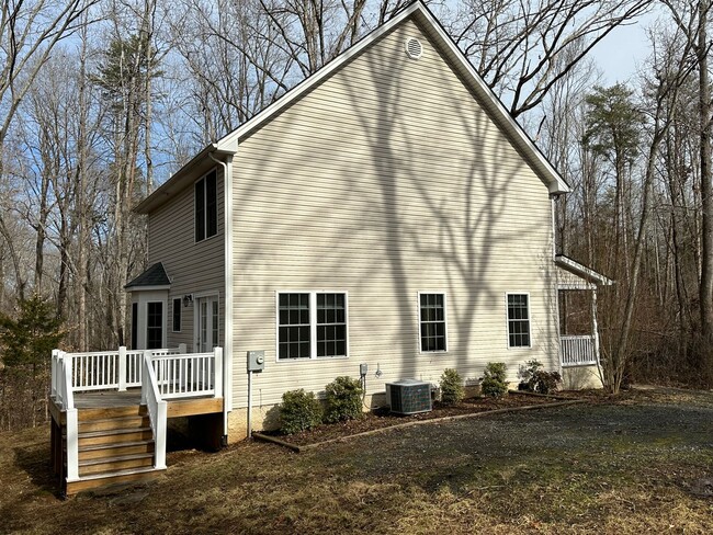 223 E Lockett Creek Blvd in Pamplin, VA - Building Photo - Building Photo