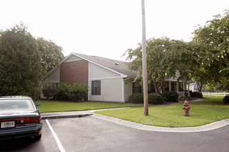 Marion Manor Apartments in St. Stephen, SC - Building Photo - Building Photo