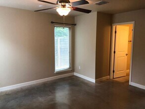 4511 Depew Ave in Austin, TX - Foto de edificio - Building Photo