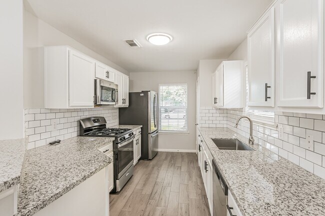 19211 Dillsbury Ct