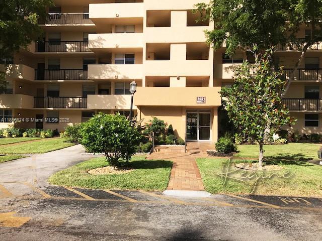property at 3651 Environ Blvd