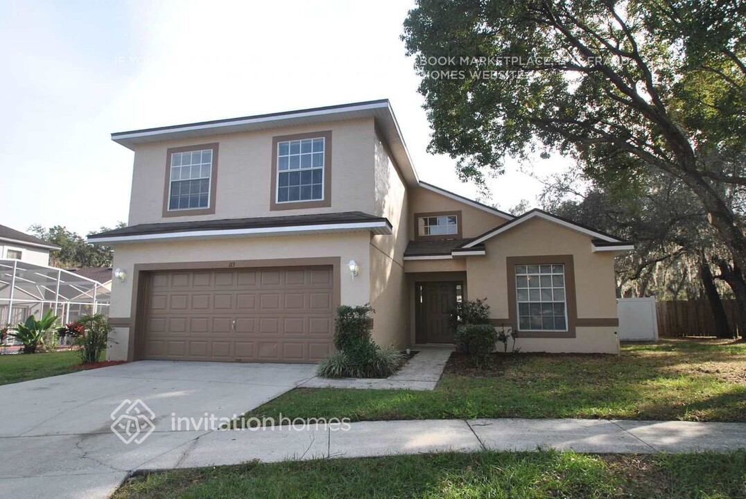 113 Pinewood Ct in Davenport, FL - Building Photo