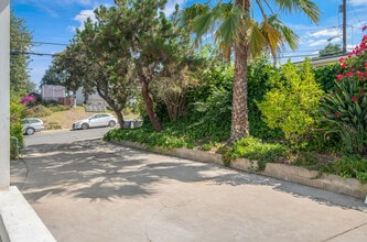 9211 Earl St in La Mesa, CA - Building Photo - Building Photo