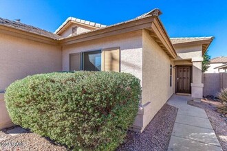 17490 N Gatun Ave in Maricopa, AZ - Foto de edificio - Building Photo