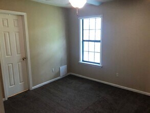 1805 Holmes St in Tupelo, MS - Building Photo - Building Photo