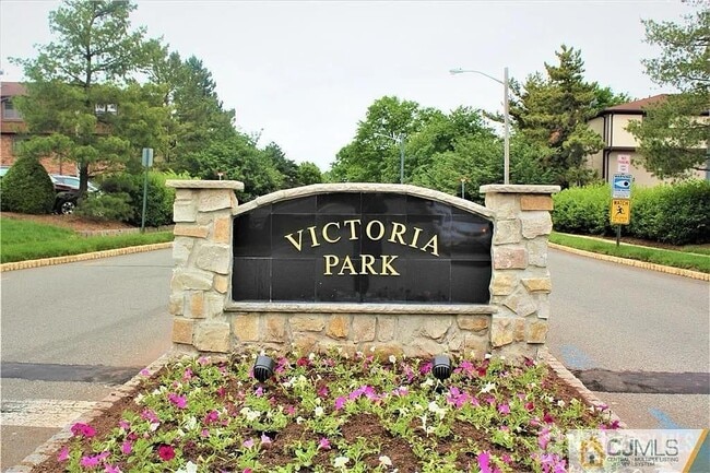 property at 3905 Victoria Ct