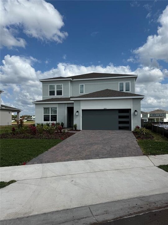 8243 Fenton St in Orlando, FL - Building Photo