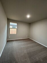 7300 White Clf Rd in Odessa, TX - Building Photo - Building Photo