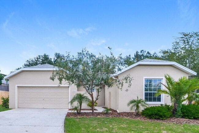 property at 531 Bluff Pass Dr