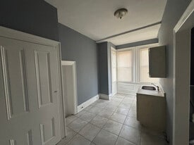 1011 Swede St in Norristown, PA - Building Photo