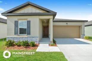 5837 Beefmaster Rd in Magnolia Square, FL - Building Photo