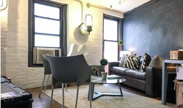 24 Ninth Ave in New York, NY - Building Photo - Building Photo