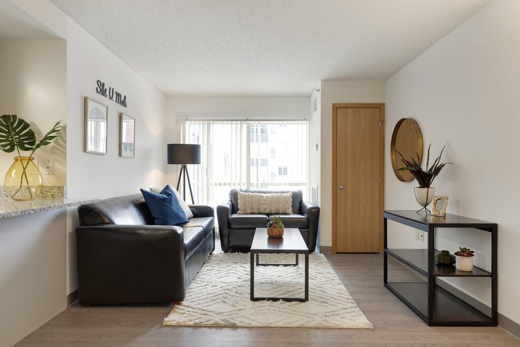 The Quad on Delaware Apartments Minneapolis, MN Apartments For Rent