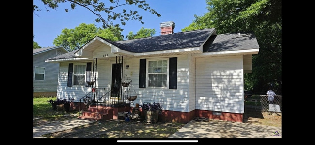 property at 129 Tinker Blvd