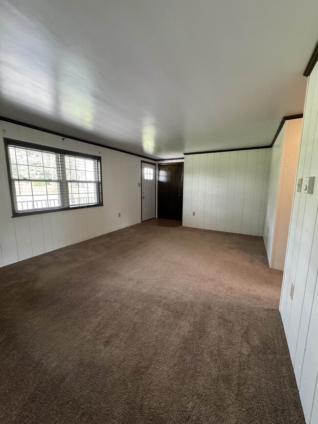 107 Main St in Hickory, PA - Building Photo - Building Photo