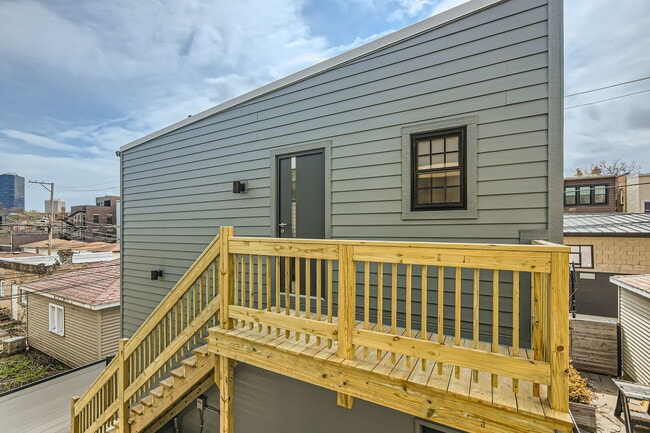 1463 W Gregory St in Chicago, IL - Building Photo - Building Photo