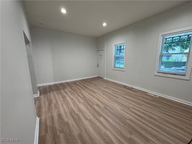 3820 John Ave in Cleveland, OH - Building Photo - Building Photo