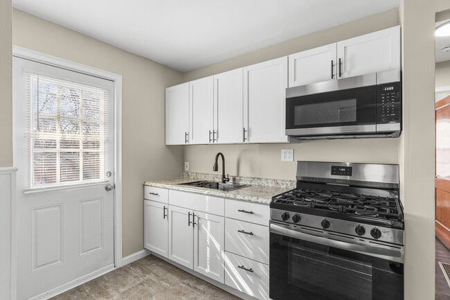 114 Reasor Dr in St. Louis, MO - Building Photo - Building Photo