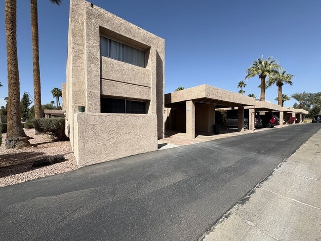 property at 464 S Desert Palm