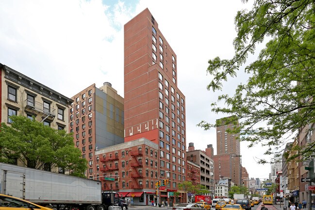 1115 First Ave in New York, NY - Building Photo - Building Photo