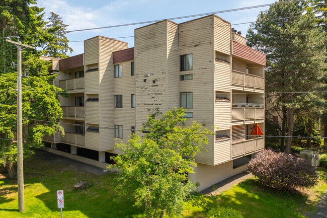 The Arcadia Apartments in Richmond, BC - Building Photo - Building Photo