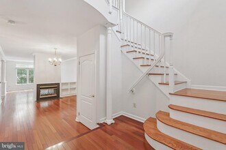 20 Wilkinson Way in Princeton, NJ - Building Photo - Building Photo
