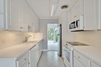 1125 Pomeroy Ave in Santa Clara, CA - Building Photo - Building Photo