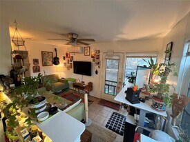 3318 Hemlock Ave in Austin, TX - Building Photo