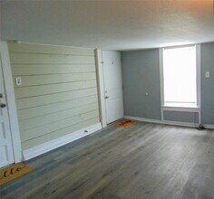 5113 Avenue O 1/2 in Galveston, TX - Building Photo - Building Photo