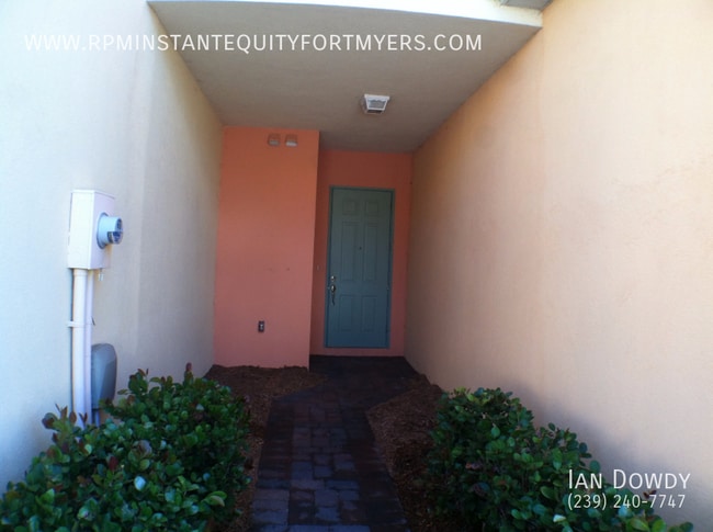 9837 Catena Way in Ft. Myers, FL - Building Photo - Building Photo