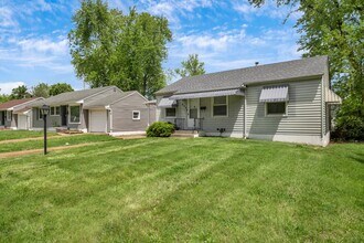 247 Midlothian Rd in St. Louis, MO - Building Photo - Building Photo