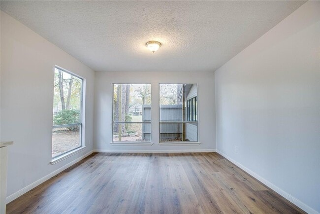 property at 605 Jeff Davis Ct