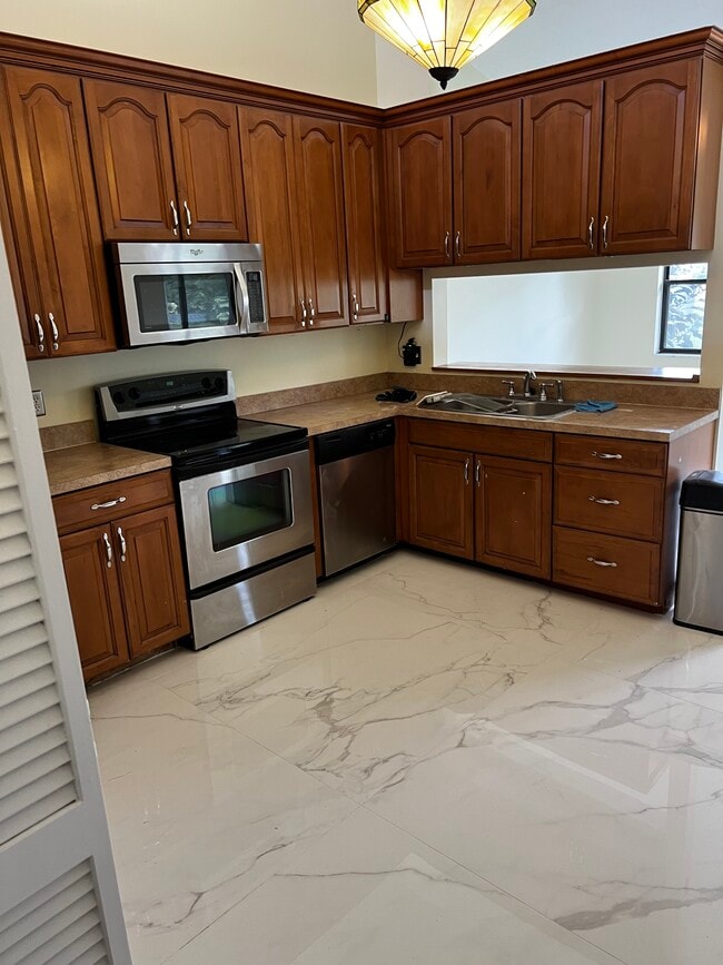 12449 Guilford Way in Wellington, FL - Building Photo - Building Photo