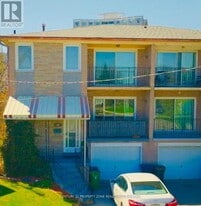 19 Terryellen Crescent in Toronto, ON - Building Photo