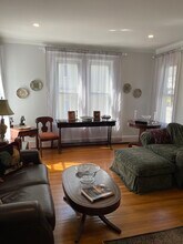 54 Allerton St, Unit #1 - 1st Fl 3-Bedroom in Plymouth, MA - Foto de edificio - Building Photo
