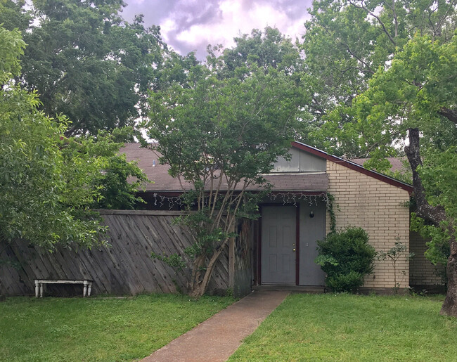 property at 211 Bucknell Ct