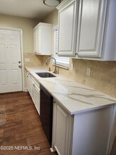 7153 Balboa Rd in Jacksonville, FL - Building Photo - Building Photo