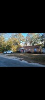 6519 Robie Rd in Milton, FL - Building Photo
