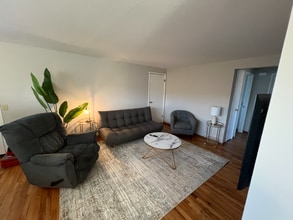 2201 Catalpa Rd in Madison, WI - Building Photo - Building Photo